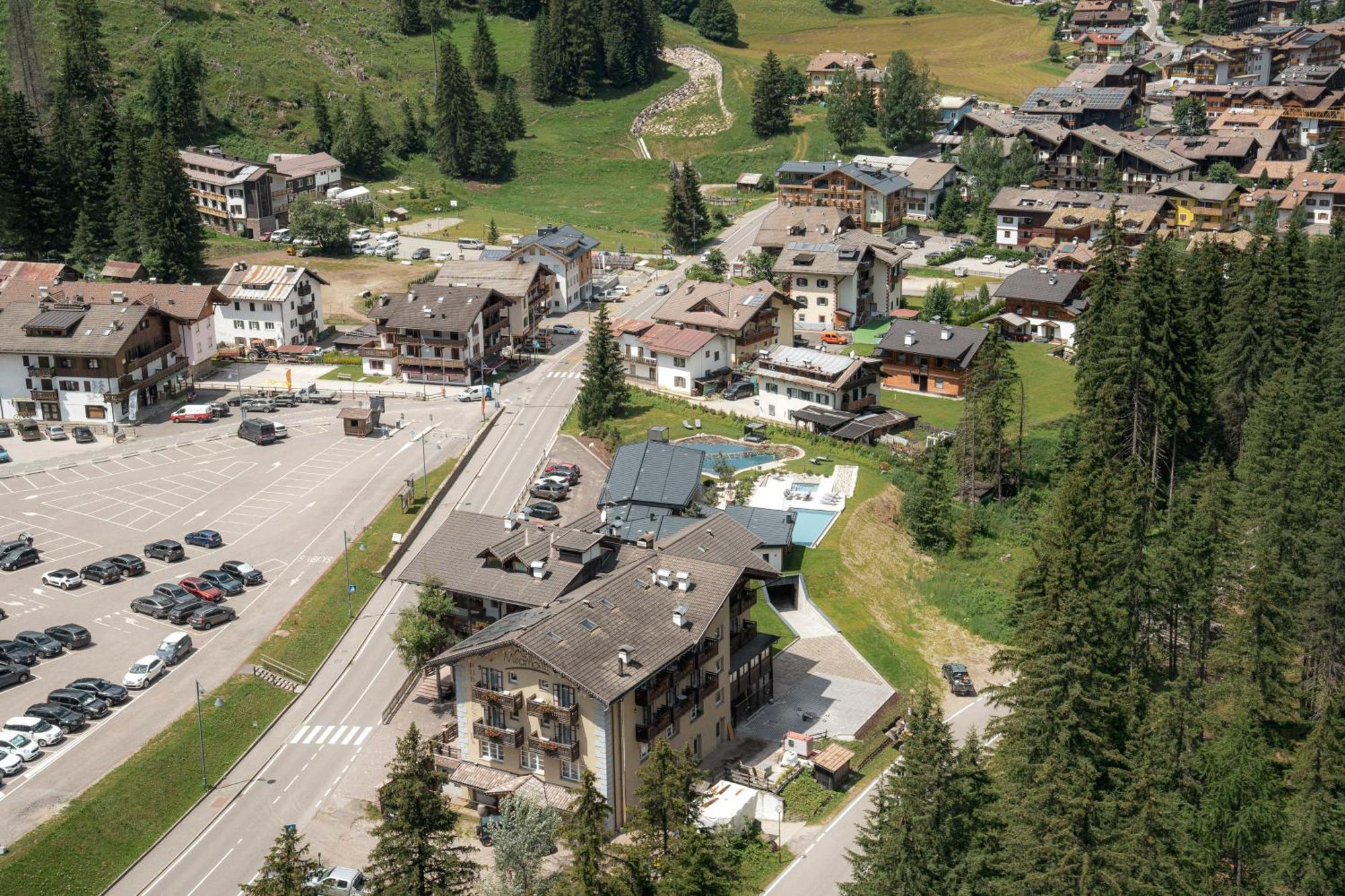 Hotel Majon Miramonti Канацеї Екстер'єр фото