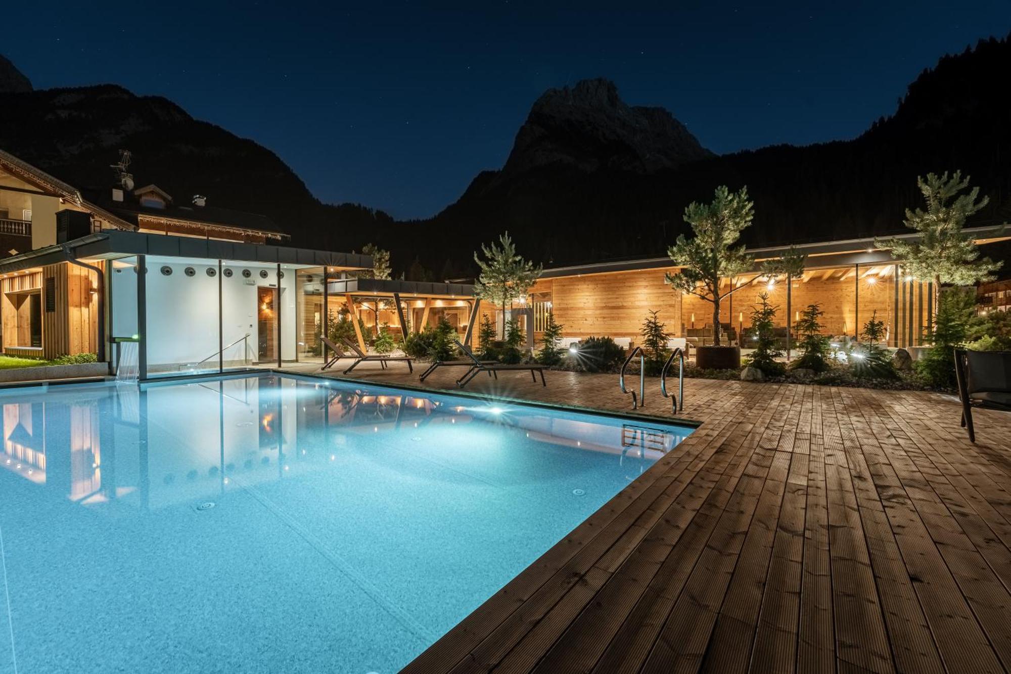Hotel Majon Miramonti Канацеї Екстер'єр фото
